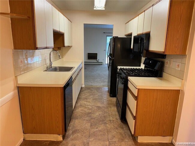 Photo - 100 Hillside Dr Unit G8