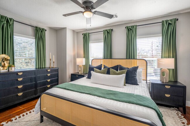 Photo - 4952 Polk St Unit SI ID1531106P