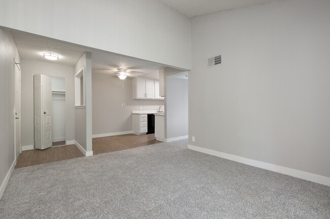 Photo - Miner's Station