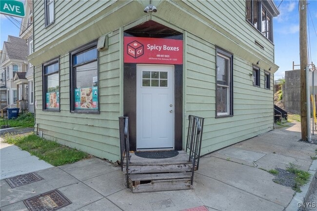 Photo - 600 Burnet Ave