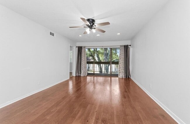 Photo - 12100 Melville Dr Unit 708G