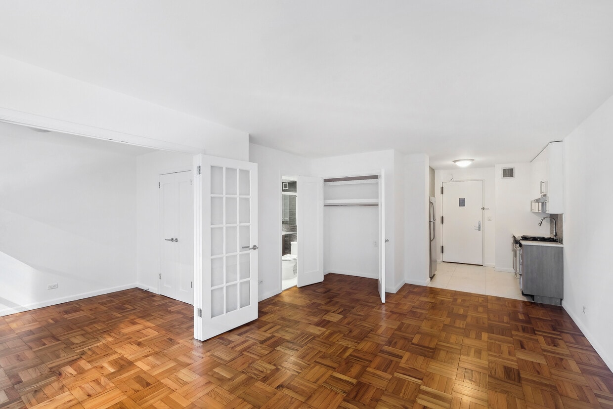 Floor Plan - Apartment 16F