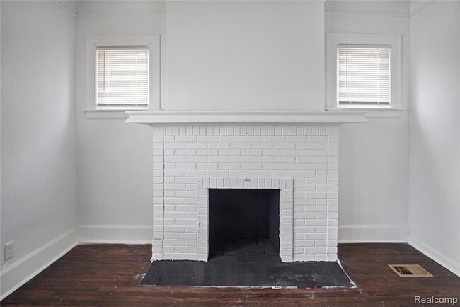 Photo - 4000 Berkshire St