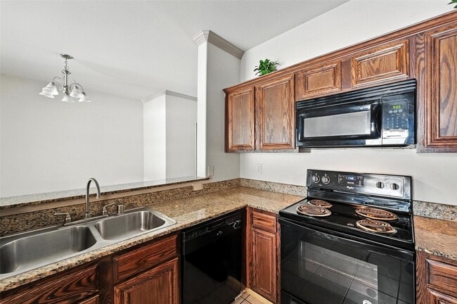 Photo - 2353 Homewood Ln