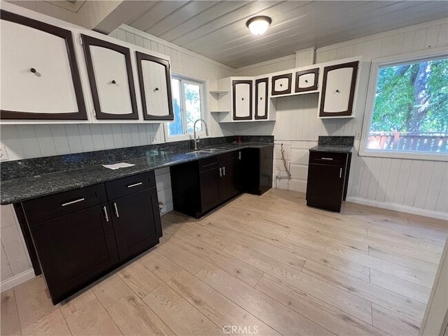 Photo - 782 N Village Ln