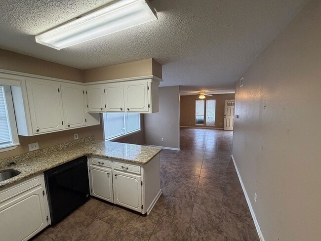 Photo - 3411 Denson Dr