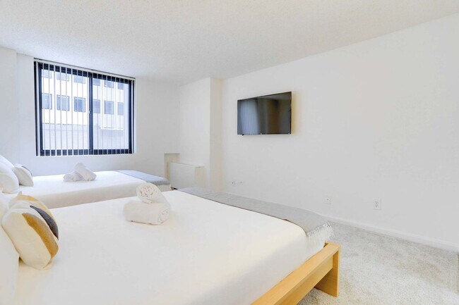 Photo - 320 23rd St S Unit FL4-ID1022534P