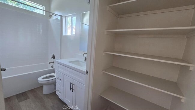 Photo - 9388 Olive St