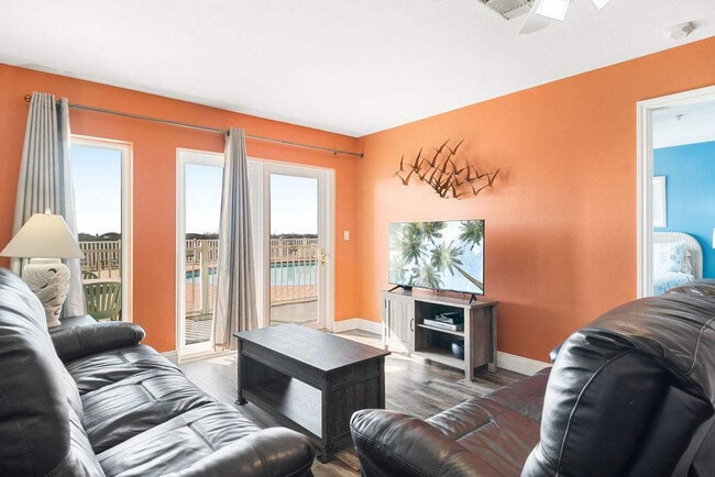 Building Photo - 5495 TX-361 Unit SI FL1-ID1023178P