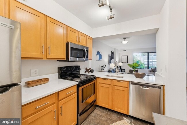 Photo - 2320 Wisconsin Ave NW Unit 105