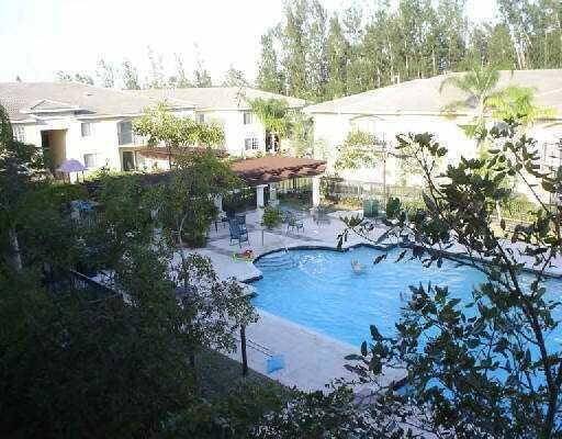 Building Photo - 1700 Crestwood Ct S Unit 1710