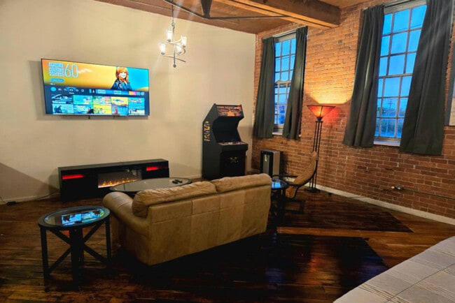 Building Photo - 226 Mt Elliott St Unit SI ID1437647P