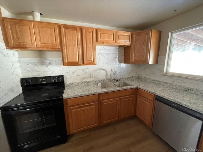 Photo - 1250 S Ames St