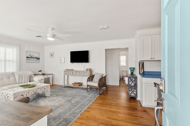 Photo - 729 N Fletcher Ave