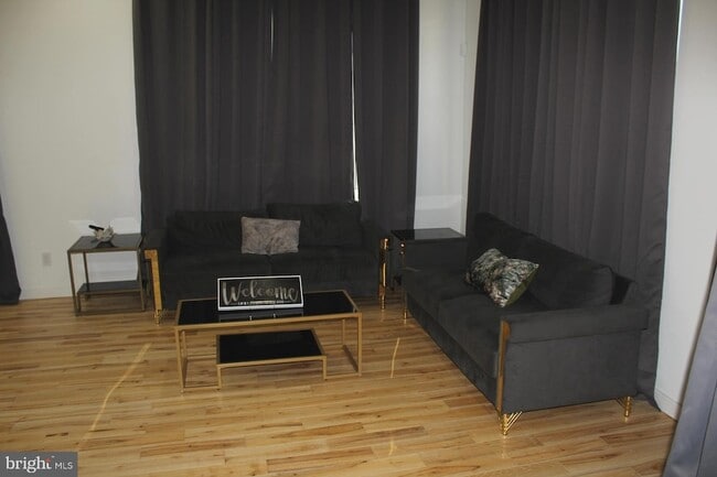 Photo - 3017 Ridge Ave