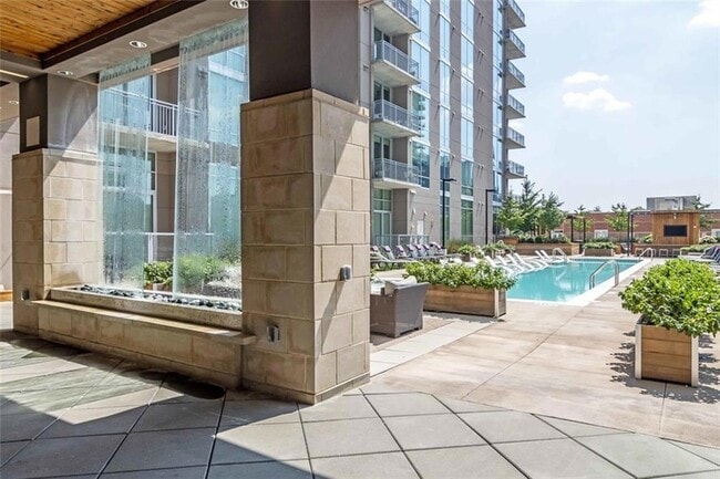 Photo - 205 12th St NE