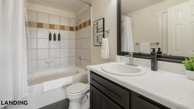 Photo - 3250 Hudson Crossing Unit 638