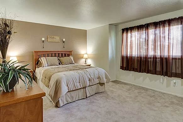 Bedroom - Autumn Woods