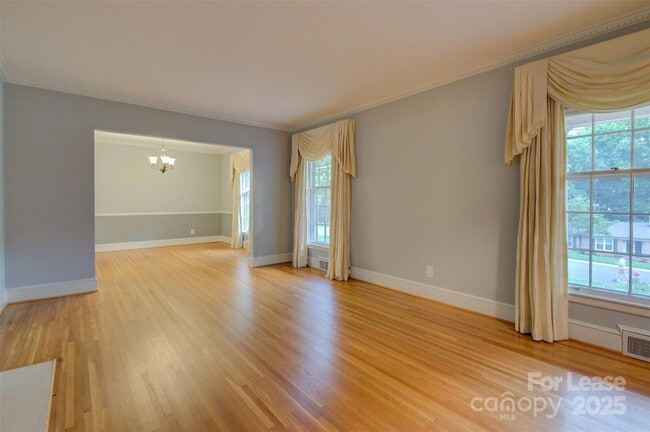 Photo - 4901 Gaynor Rd