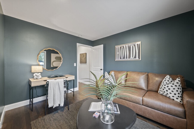 Photo - 530 Hanford St Unit ID1262899P