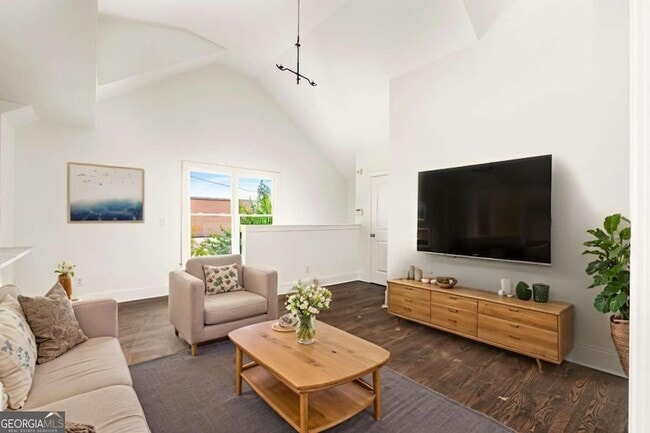 Photo - 94 Lucy St SE Unit A