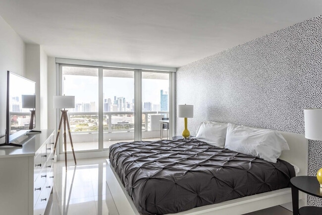 Photo - 601 Biscayne Blvd Unit ID1055605P