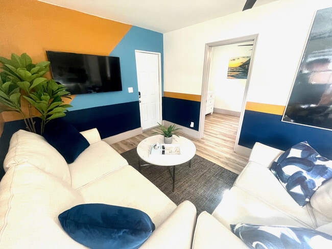 Photo - 834 NE 14th Ave Unit ID1369649P