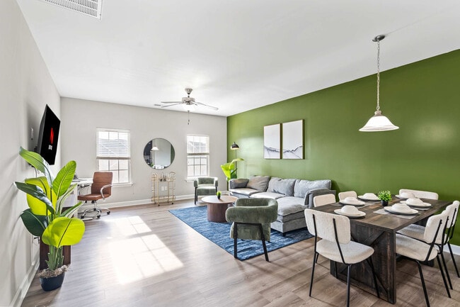 Building Photo - 12834 Delvin Castle Ct Unit ID1241754P