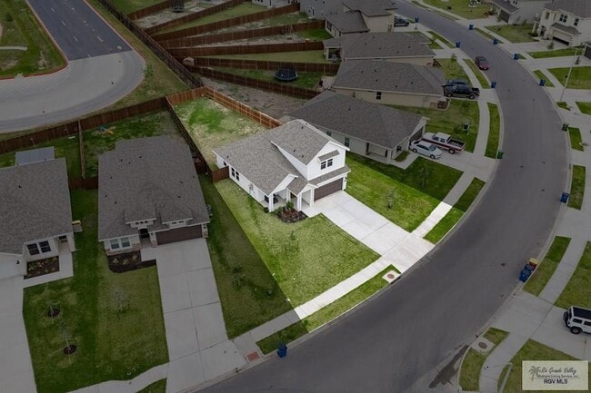 Photo - 2168 Grove Ln