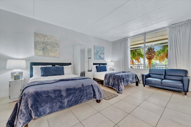 Building Photo - 611 Destiny Dr Unit SI ID1366618P