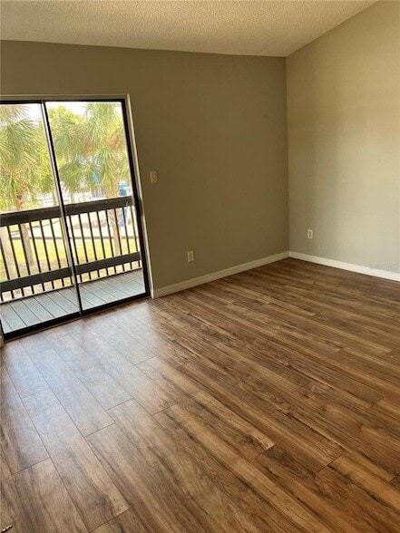Photo - 3740 Idlebrook Cir Unit 202