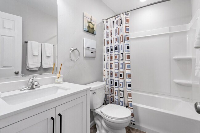 Photo - 928 W Browning St Unit SI FL1-ID1296526P