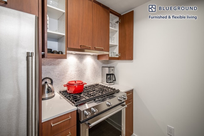 Photo - 28 K St SE Unit FL10-ID125