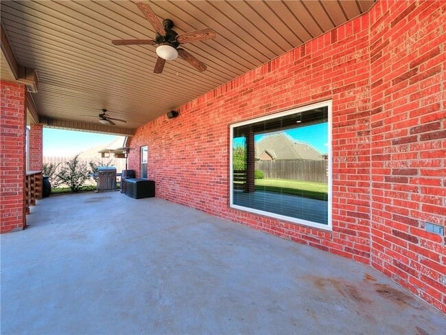 Photo - 12621 Lexington Dr