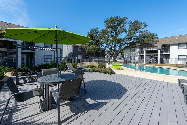 Grove at Southwood Pool plus Table and Shade - The Grove at Southwood