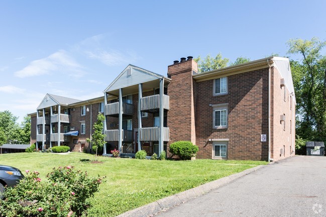 Photo - Shakertown Apartments