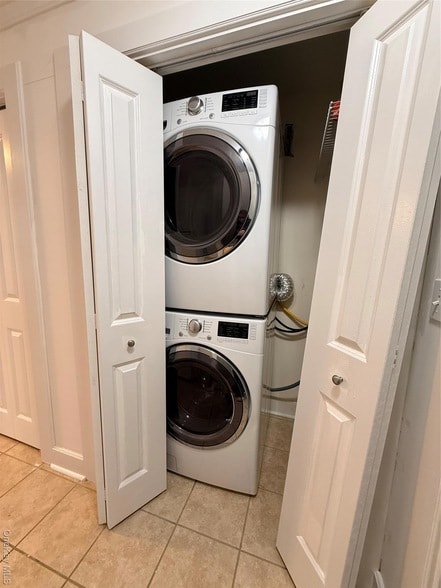 Photo - 35 East Ave Unit 2