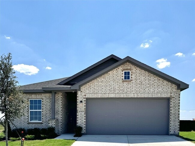 Photo - 1919 Aleia Cv