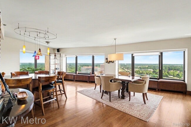 Photo - 5000 Town Center Unit 2906