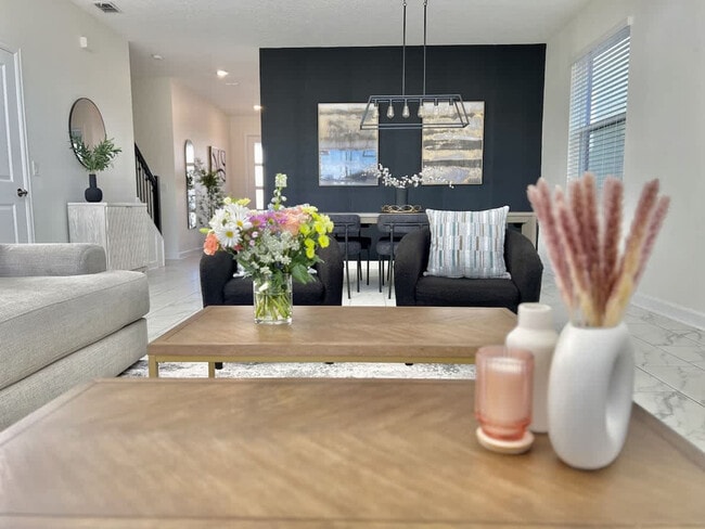 Photo - 650 Sticks St Unit ID1256088P