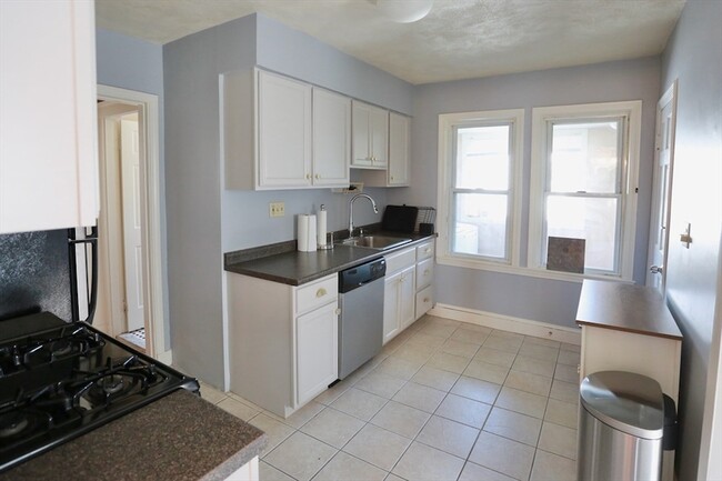 Photo - 38 Semont Rd Unit 3