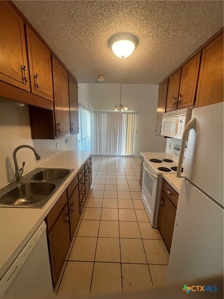 Photo - 513 Camelot Dr