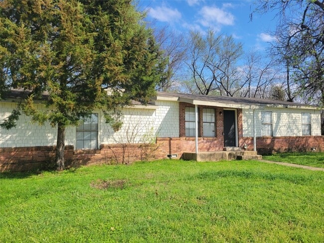 Photo - 1552 Cheyenne Rd