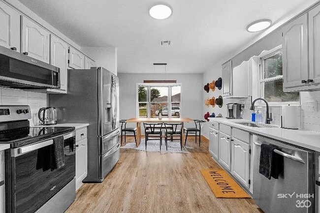 Photo - 3829 W Gardenia Dr