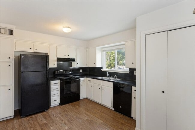 Photo - 1212 Hollow Creek Dr Unit A