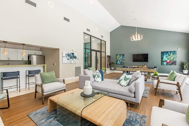 Photo - Solana Vista Apartments