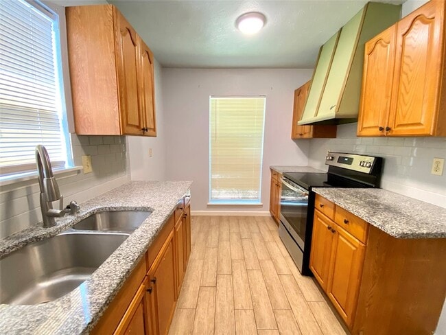 Photo - 1428 Big Bend Dr