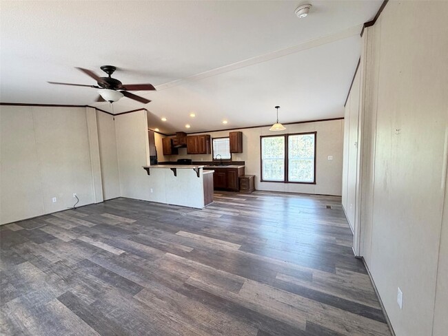 Photo - 157 Lakeside Dr