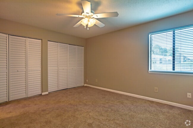 2BR,2BA_East Bay_1000 SqFt - East Bay Apartments