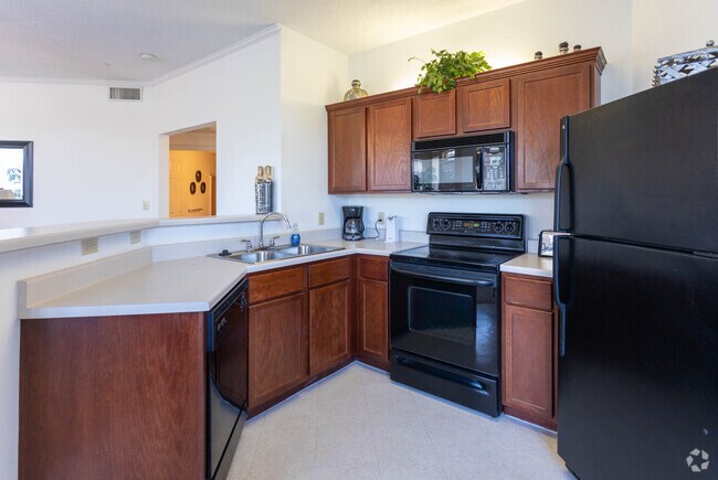 2BR, 2BA - 1,308 SF - The Dominion